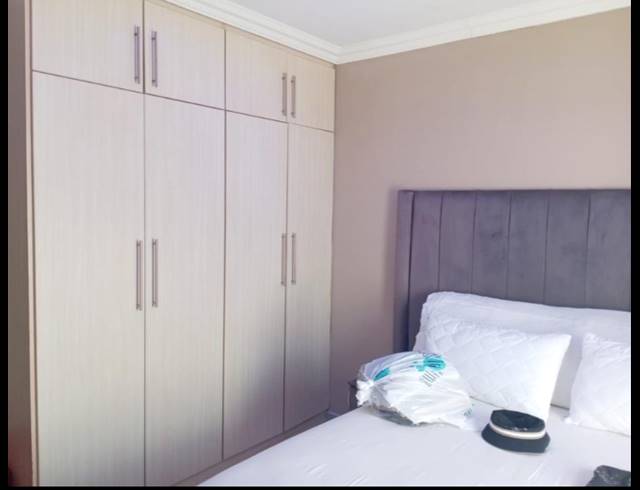2 BEDROOM DUPLEX TO LET IN NOORDRAND